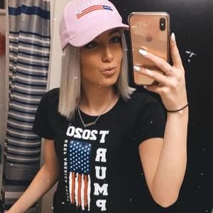 Meet your Posher, Brooklyn anne